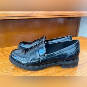 Nine West Black Loafers with Chunky Sole size 8m